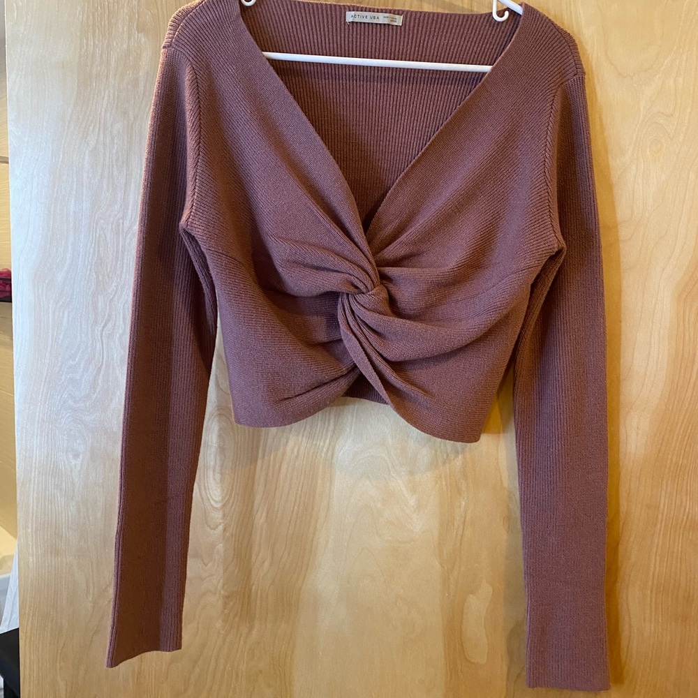 Pink sweater long sleeve crop top